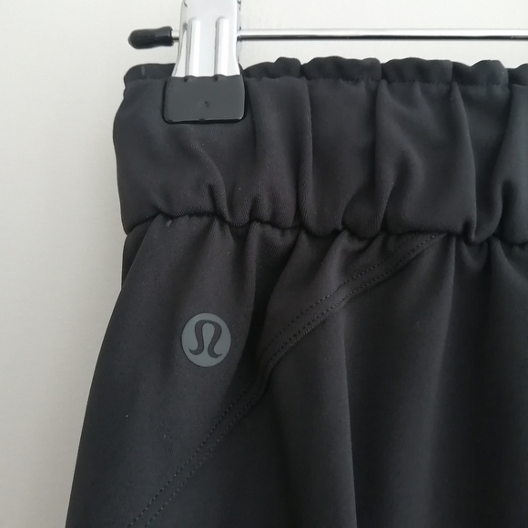 Lululemon Keep Moving Pants 7/8 High Rise in Black Size 4 - Picture 8 of 16
